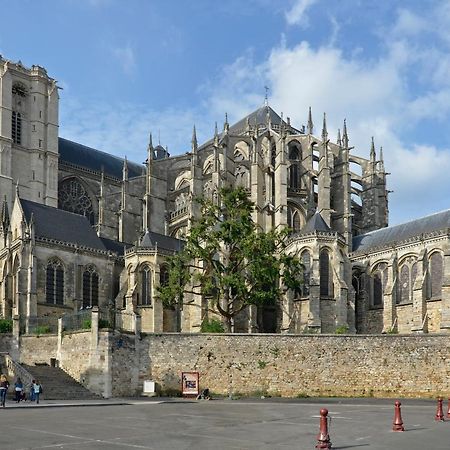 Le Mans - Au Calme - Stationnement Facile - Proche Centre Ville Et Gare Ngoại thất bức ảnh